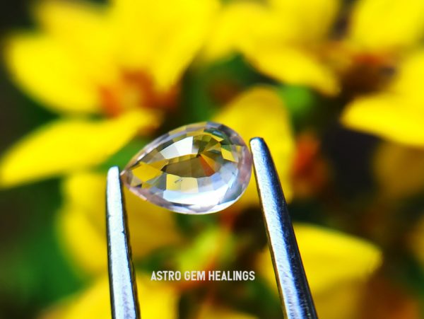 Ceylon Natural champagne Sapphire - Astro gem healing