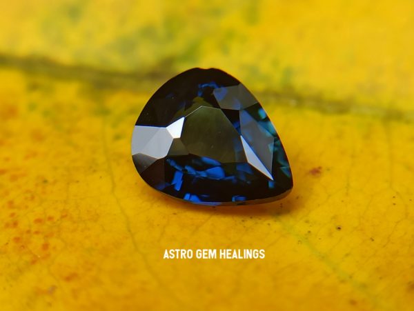 Ceylon Deep Royal Blue sapphire - Astro gem healing
